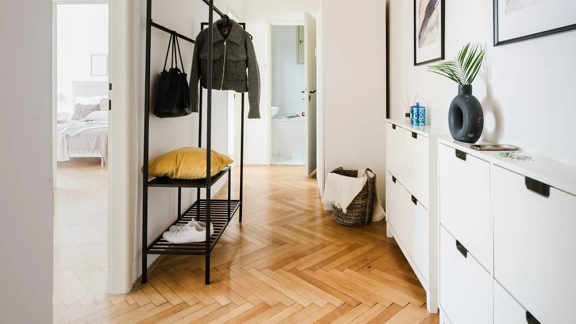 Prague Days - 1Bdr - Workspace - Netflix - New Town 0*,